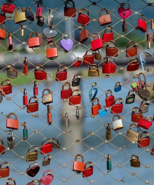 From Vienna: Private Full Day Tour to Salzburg With Guide - Iconic Landmarks in Salzburg