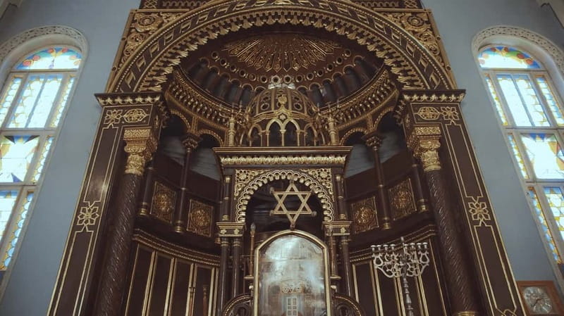 From Vilnius: Guided Jewish Heritage Day Trip to Kaunas - Exploring Jewish Heritage with Personal Touches