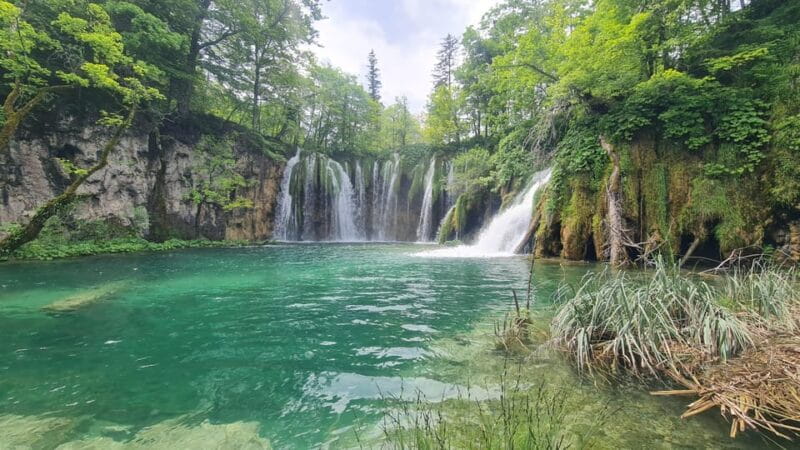 From Zadar: Plitvice Lakes Guided Tour with Boat & Train - FAQ