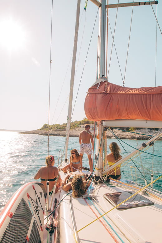 From Zadar: Romantic Sunset Sailboat Tour - Zadar Sunset Sailboat Tour: A Romantic Way to End the Day