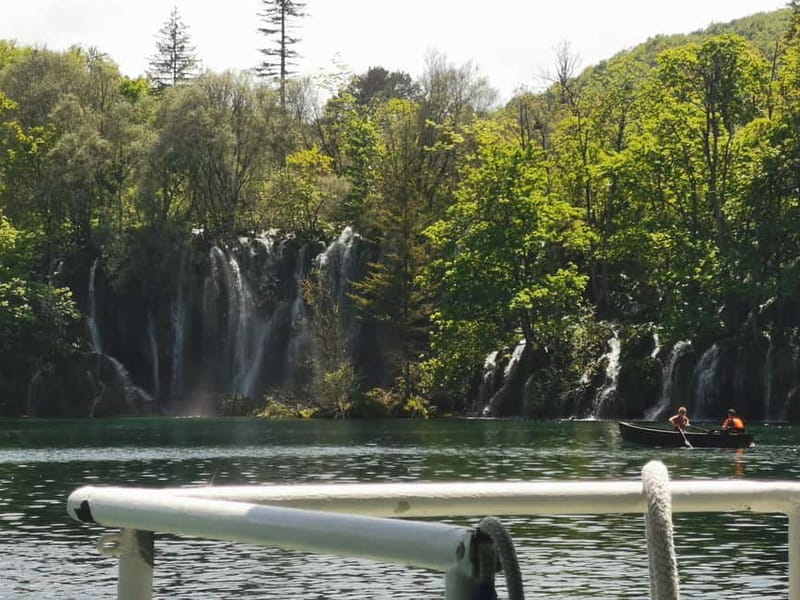 From Zadar: Scenic Private Tour of Plitvice Lakes - Exploring the Beauty of the Plitvice Lakes
