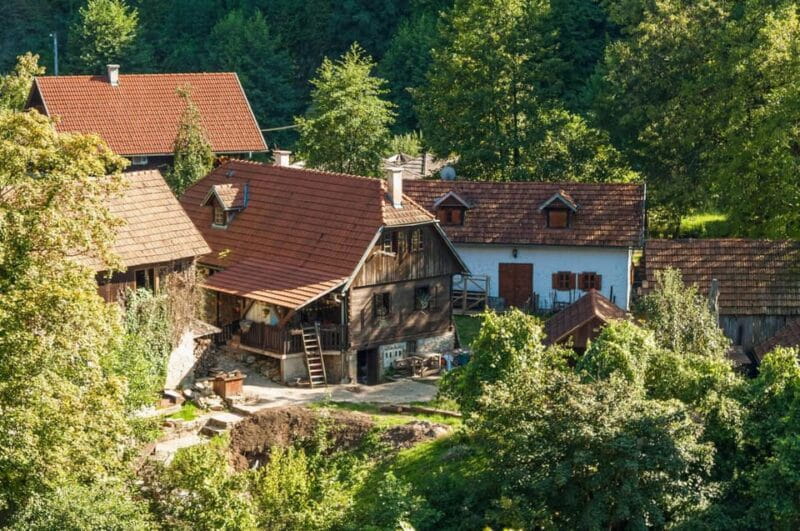 From Zagreb: Private Day Trip to Plitvice Lakes & Rastoke - FAQ