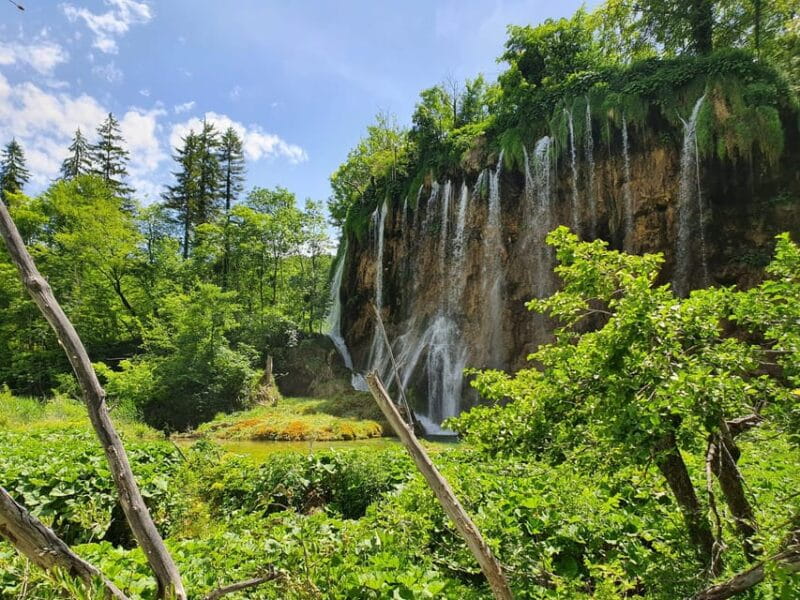 From Zagreb: Rastoke and Plitvice lakes Guided Day Trip - Exploring Plitvice Lakes: Nature’s Masterpiece