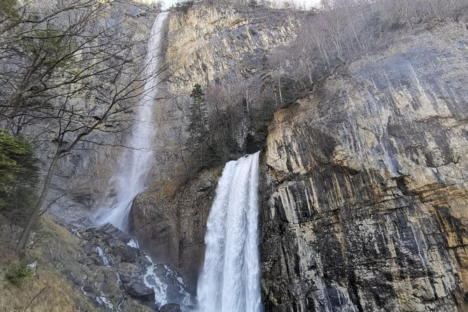 From Zurich: Breathtaking waterfall and lakes private tour - Who Would Love This Tour?
