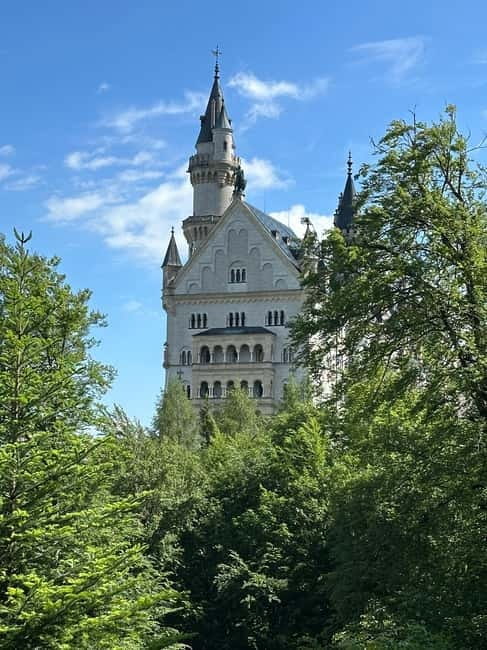 From Zurich: Neuschwanstein Castle Private Tour with Lunch - Capturing the Perfect Photo at Mary’s Bridge