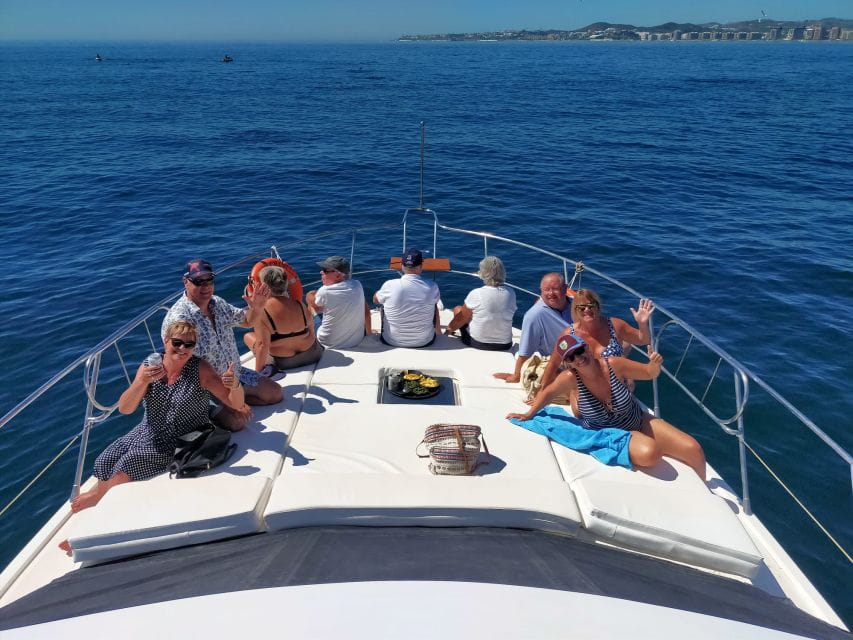 Fuengirola: Dolphin Spotting Yacht Tour With Drinks & Snacks - Customer Feedback and Ratings