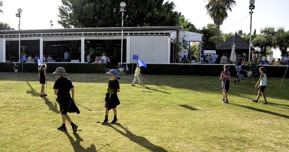 Fuengirola: Spanish Horse Show With Optional Dinner/Flamenco - Participant Age Categories