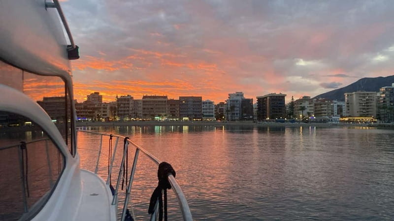 Fuengirola: Sunset Boat Tour - Cocktail Dinner & Champagne - An In-Depth Look at the Sunset Boat Tour in Fuengirola