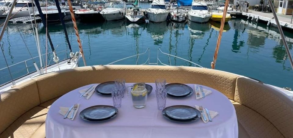 Fuengirola: Sunset Boat Tour With Champagne Diner - Booking Information