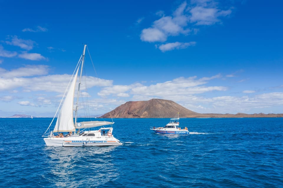 Fuerteventura: Catamaran Excursion to Lobos Island - Experience Highlights