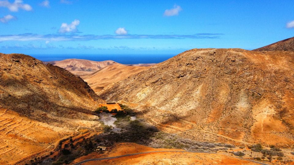 Fuerteventura: Discover Scenic Views With Local Guide. 7h. - Transportation and Comfort