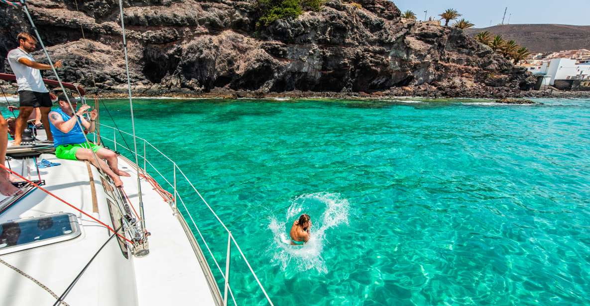 Fuerteventura: Sailing With Snorkeling and Dolphin Watching - Highlights of the Experience