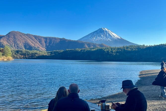 Fuji and Hakone Private Tour With English Guide and Photography - Key Points