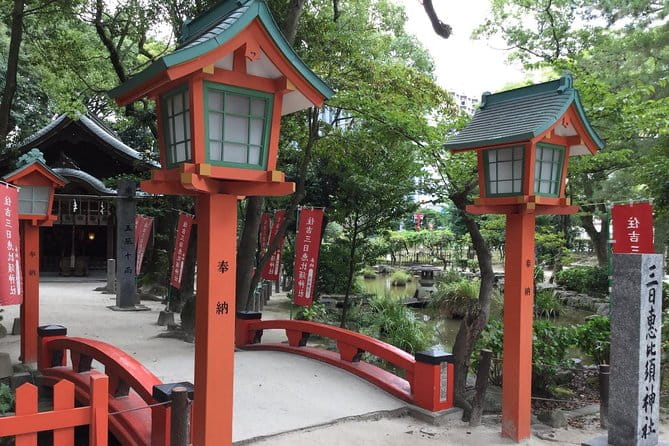 Fukuoka City Walking With Public Transport Sightseeing Tour - Health and Accessibility Considerations