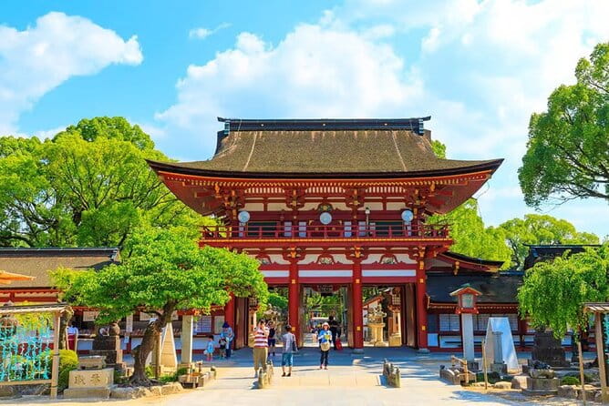 Fukuoka Kyushu Tour With Dazaifu, Nyoirin-Ji Temple and Yufuin - Tour Guide Experience