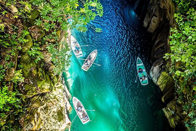 Fukuoka Takachiho Gorge, Amano Iwato and Scenic Train Tour - Key Points