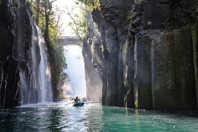 Fukuoka Takachiho Gorge, Amano Iwato and Scenic Train Tour - Travel Details