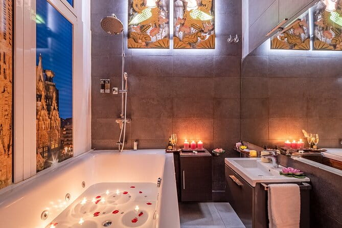 Full Body Massage 60 min and Floral Bath in Jacuzzi 30 min at THAI SPA MASSAGE - Price and Value: Is It Worth It?