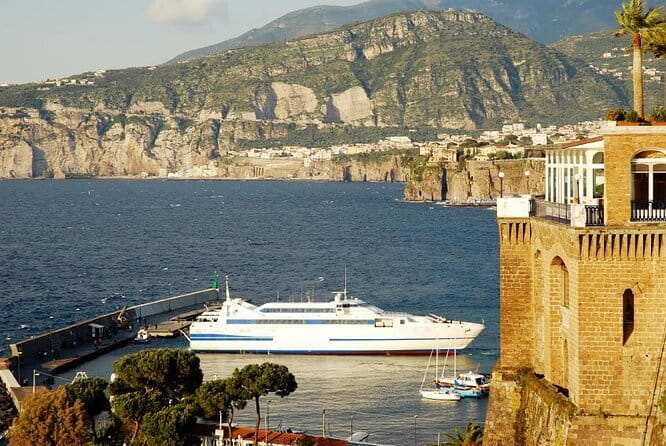 Full-Day Amalfi Coast Private Boat Tour from Sorrento or Positano - Key points / Takeaways
