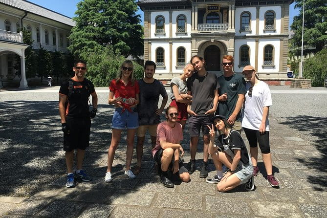 Full Day Biking Tour Exploring the Best of Kyoto - Savoring the Delights of a Hearty Japanese Lunch