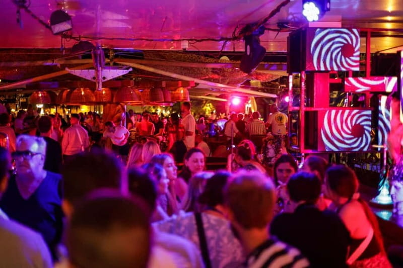 Full-Day Boat Tour & Olife Beach Bar, Blue Lagoon, Trogir - The Sum Up: Who Is This Tour Best For?