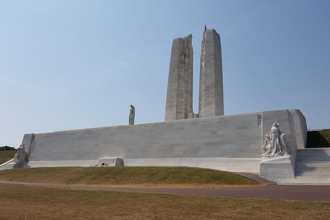 Full-Day Canadian WW1 Vimy and Somme Battlefield Tour from Arras - Practical Tips for a Great Experience