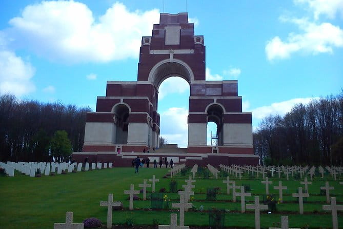 Full-Day Canadian WW1 Vimy and Somme Battlefield Tour from Arras - FAQ
