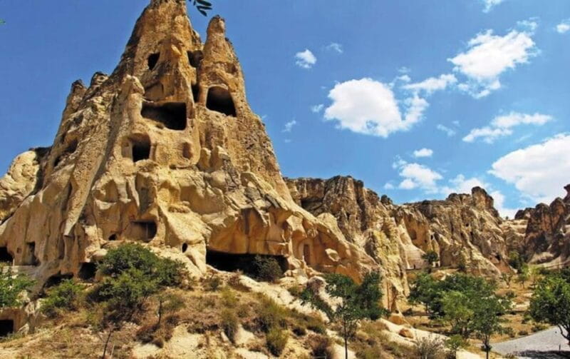 Full day Cappadocia red tour inluding fairy chimneys - Discovering Cappadocia with the Red Tour