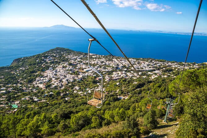 Full Day Capri Tour from Pompeii by Small Ferry Boat - FAQ