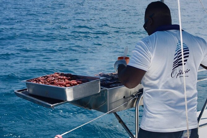 Full Day Catamaran Cruise on Shared Basis to Bénitiers Island - Cruise Reviews and Ratings