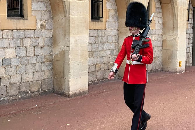 Full Day Excursion Royal London & Windsor in an Iconic London Black Cab - Practical Details and Tips