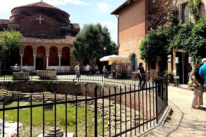 Full-day excursion to Murano, Burano and Torcello from Venice Train Station - Frequently Asked Questions