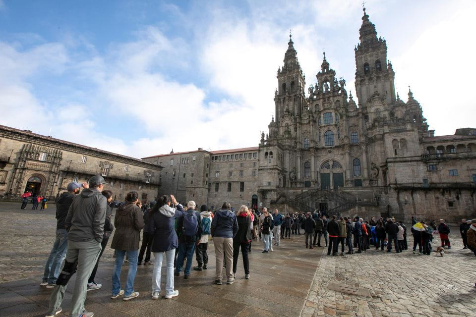 Full-Day Excursion to Santiago From a Coruña- Cruisers Only - Meeting and Departure