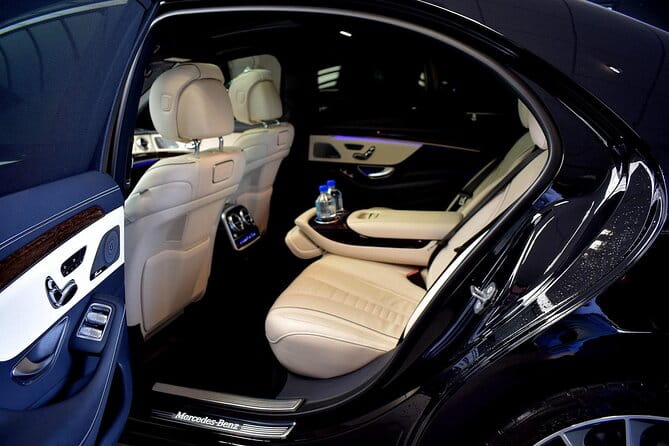 Full-Day Executive Chauffeur Service in Amsterdam - The Vehicle and Amenities: Comfort and Convenience
