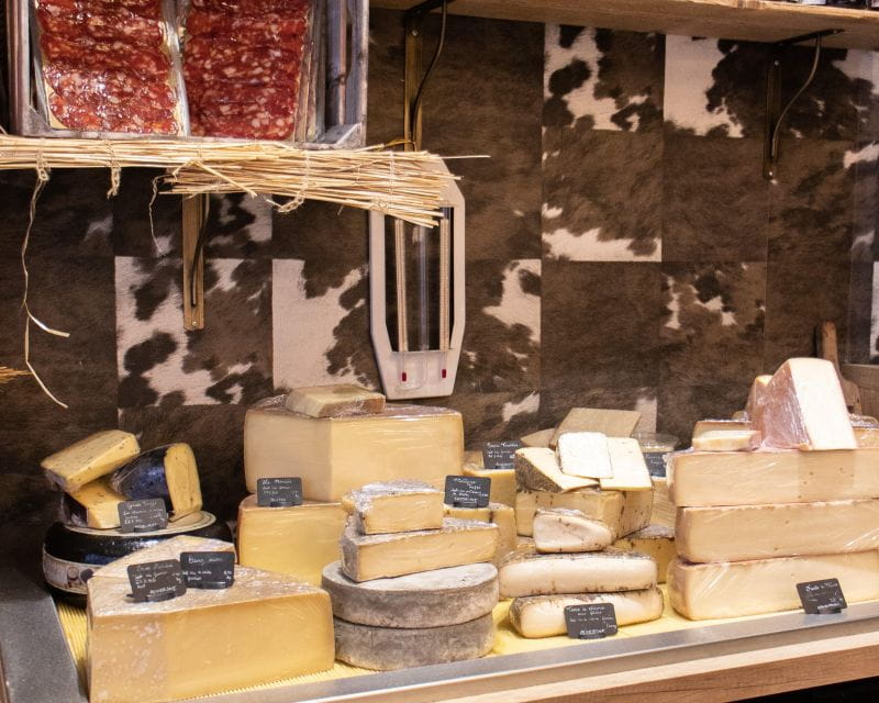 Full-Day gourmet tour & Medoc visit & tasting - Local Food Stops: Cannelés, Cheese, and Charcuterie