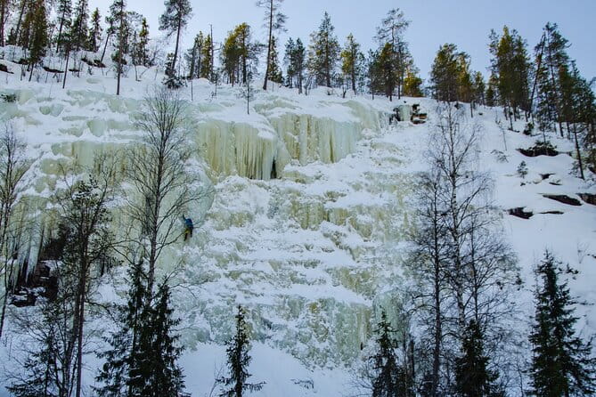 Full Day Hiking in Korouoma Canyon Frozen Waterfalls - Barbecue Lunch Around Open Fire