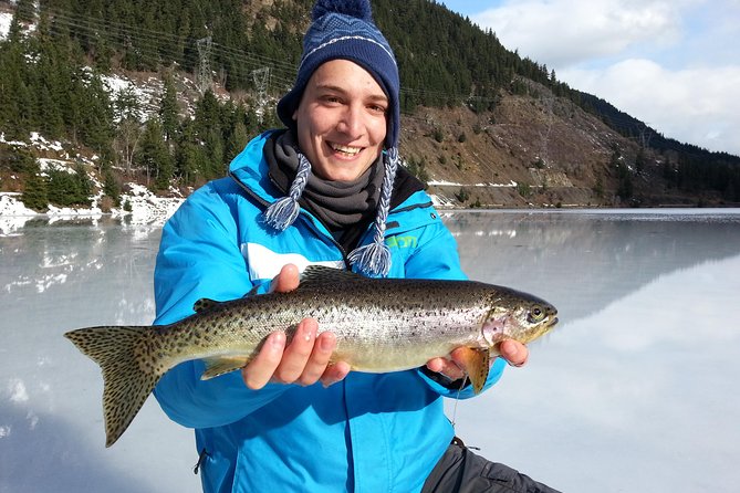 Full Day Ice Fishing Tour - Included in the Tour
