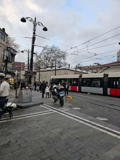 Full-Day Istanbul Tour with Transfer and Lunch Included - Discovering the Ottoman Empire at Topkapi Palace