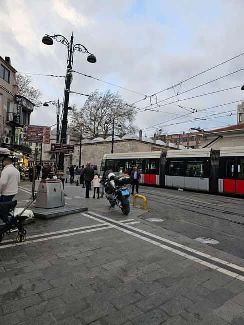 Full-Day Istanbul Tour with Transfer and Lunch Included - Hagia Sophia: A Crossroads of Faith and Architecture