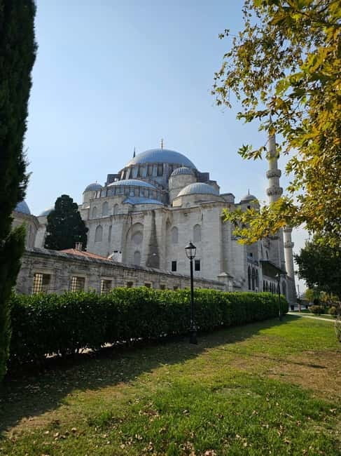 Full-Day Istanbul Tour with Transfer and Lunch Included - Shopping at the Grand Bazaar: Over 3,000 Shops of Wonder