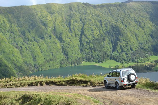 Full-Day Jeep Tour: Sete Cidades and Ferraria - Key Points
