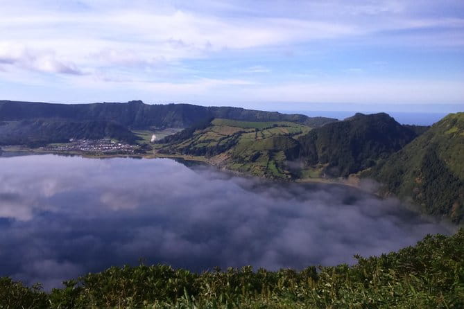 Full-Day Jeep Tour: Sete Cidades and Ferraria - FAQ