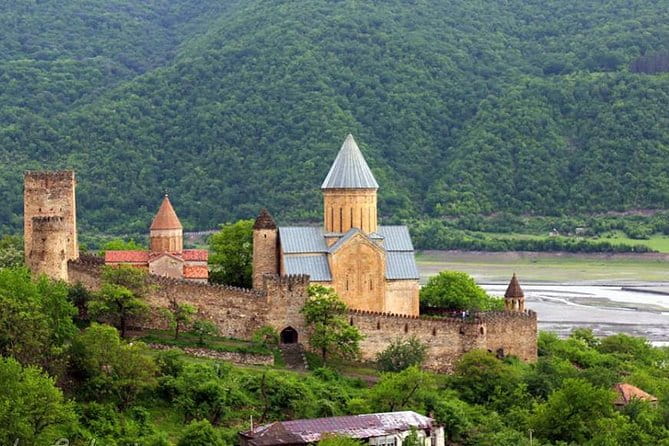 full day Kazbegi-Gudauri-jvari -from Tbilisi - FAQ