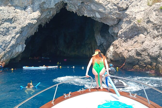 Full Day Private Boat Tour of Amalfi Coast from Amalfi - An in-depth look at the Full Day Private Boat Tour of the Amalfi Coast from Amalfi