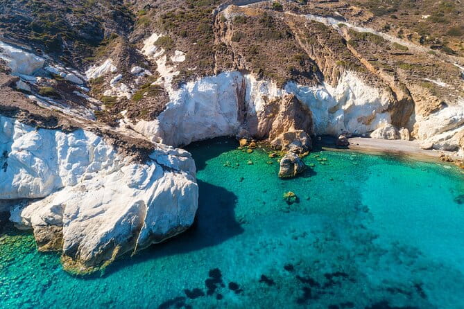 Full Day Private Cruise Milos, Kimolos and Polyaigos - Key points / Takeaways