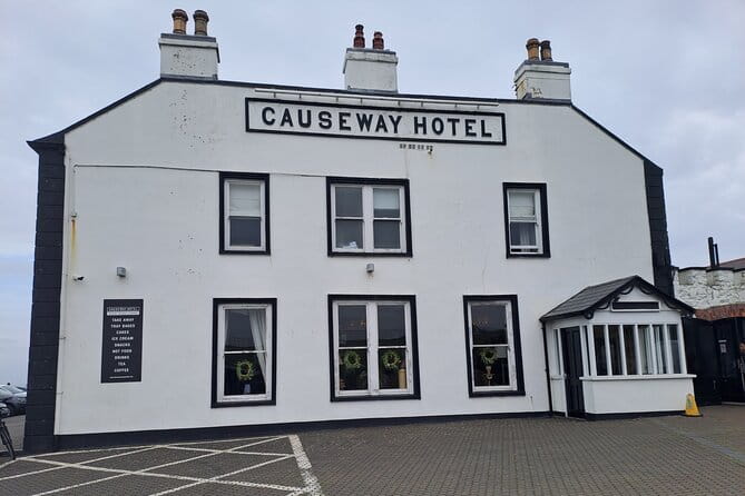 Full-Day Private Giants Causeway Tour - Exploring the Details of the Full-Day Giants Causeway Tour