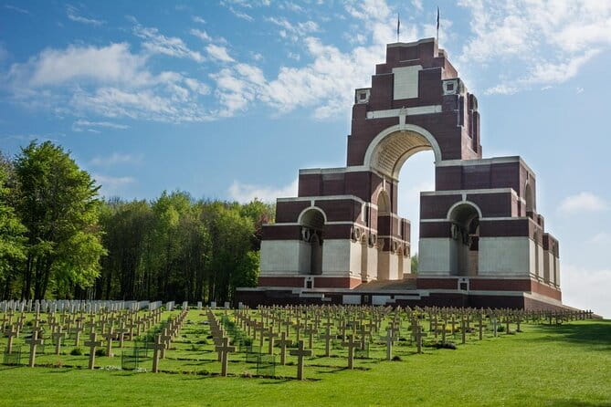 Full Day Private New Zealander Battlefields Tour from Arras - Key points / Takeaways