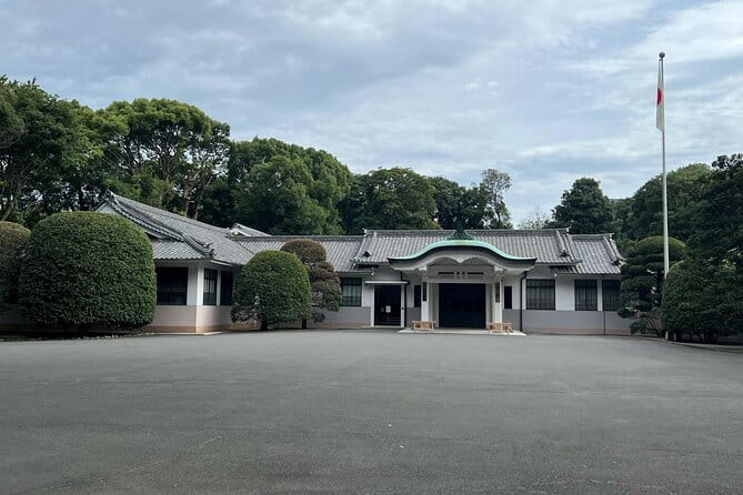 Full- Day Private Tokyo Tour With English -Speaking Guide - Participant Information