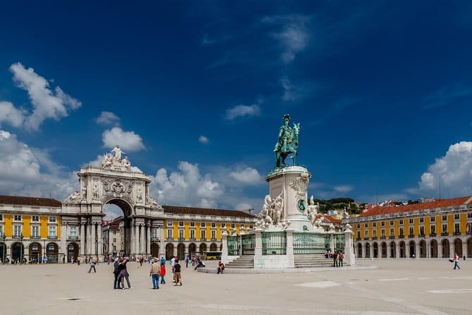 Full Day Private Tour - Lisbon's Heritage and Modernity - Key Points / Takeaways