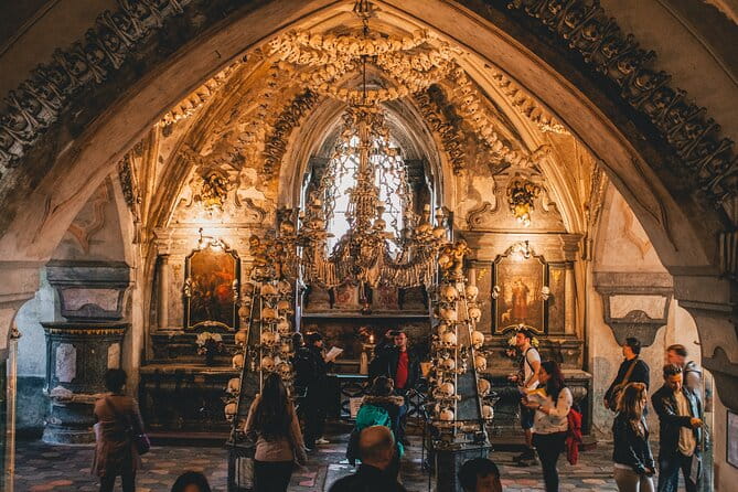 Full Day Private Tour to Kutná Hora with Wine Tasting - Exploring Kutná Hora’s Historic Heart